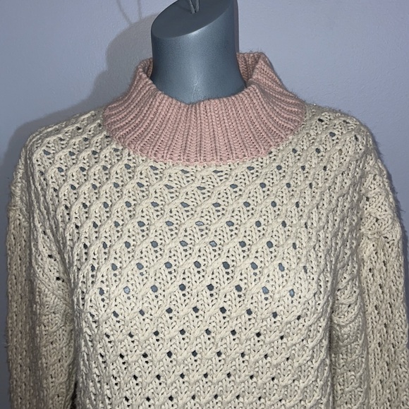 Femme by Design Chunky Knit Sweater - Picture 2 of 13